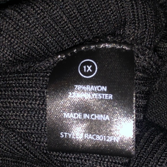 Sweater - Picture 5 of 6